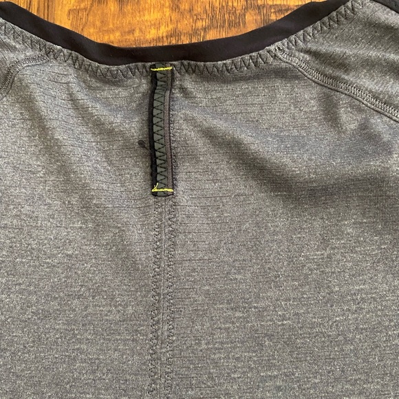 Lululemon Athletica Top - Picture 7 of 7